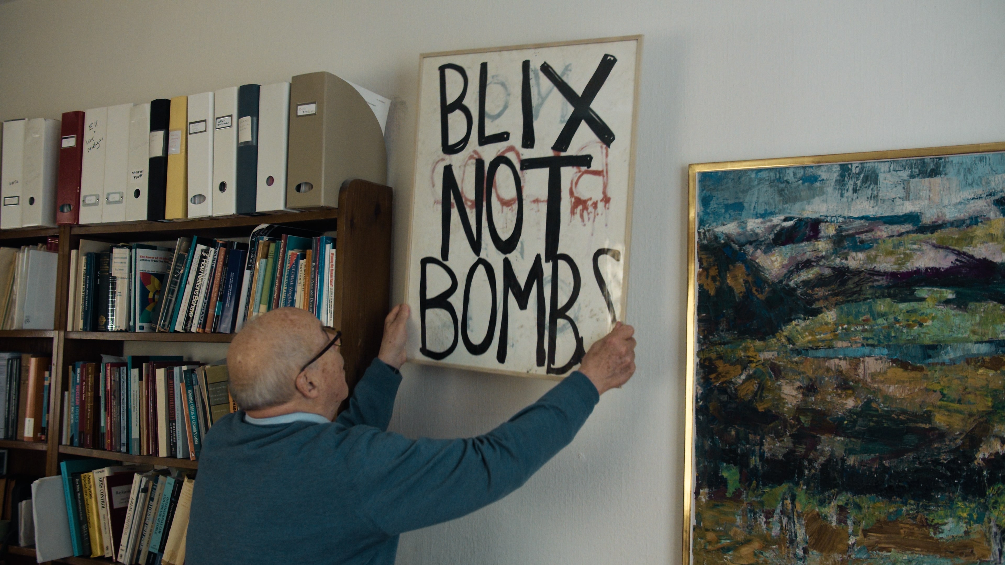 BLIX NOT BOMBS für Cinema for Peace nominiert